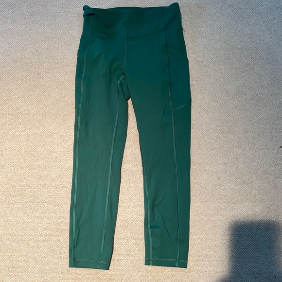 Lululemon high rise crop 23” leggings with pockets - Picture 1 of 3